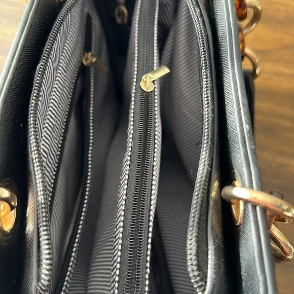 Handbag - Picture 3 of 3